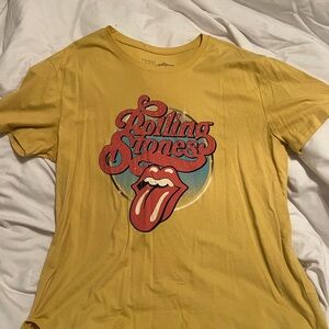 Rolling Stones tee. Only worn once from Walmart. Size large